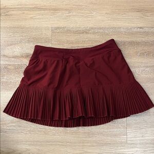 Burgundy tennis skirt